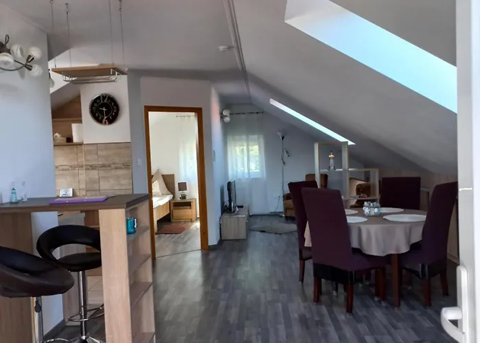 Orsolya Vendeghaz Apartmán *