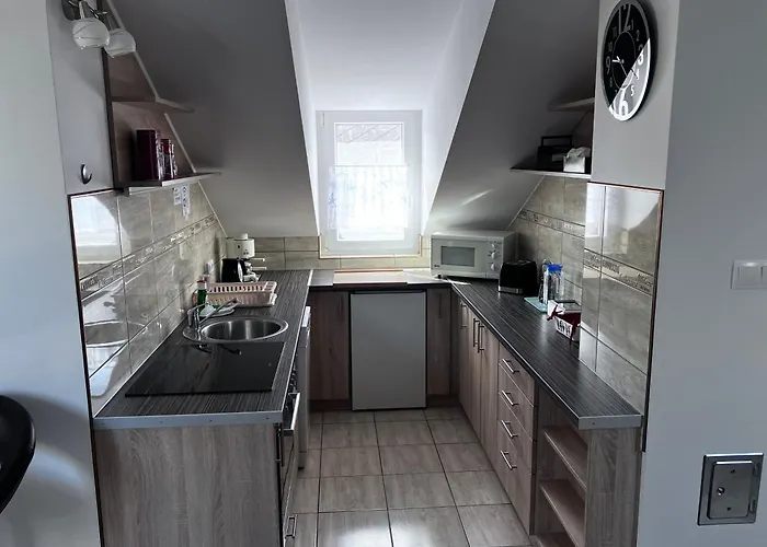 Orsolya Vendeghaz דירה בלטונודבארי